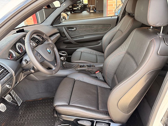 BMW 1M 10 of 29