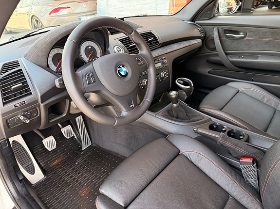 BMW 1M 9 of 29