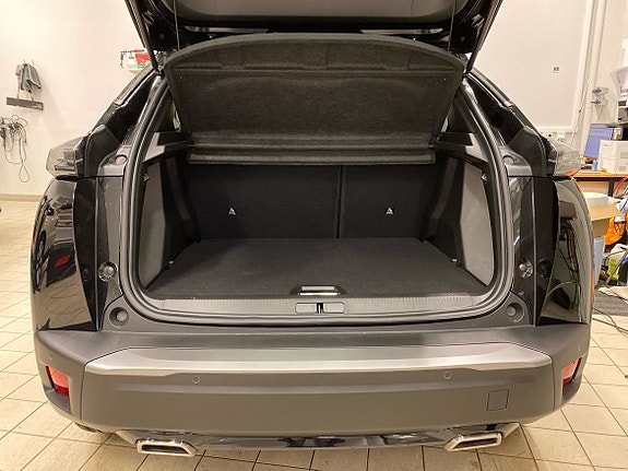 Peugeot 2008 13 of 14