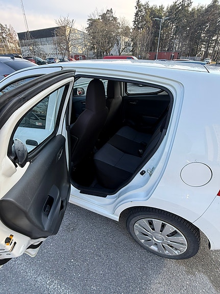 Suzuki Alto 5 of 5