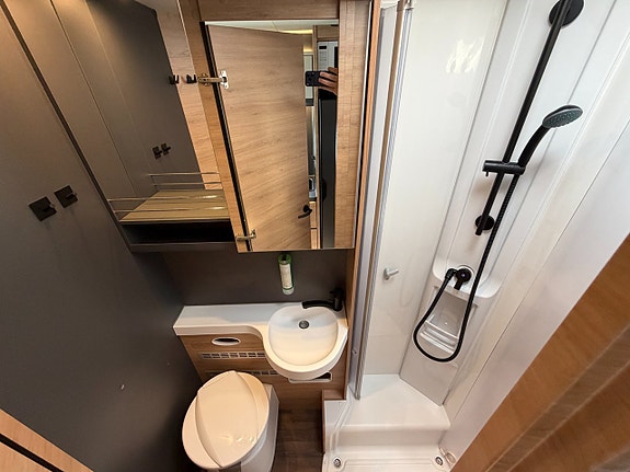 Knaus L!VE WAVE PLATINUM SELECTION 700 MEG - Långbäddar - Alde - 15 of 19