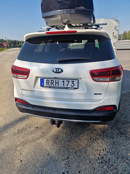 Kia Sorento 4 of 5