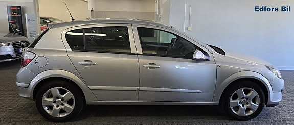Opel Astra 6 of 12