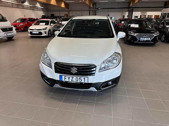 Suzuki S-Cross 2 of 13