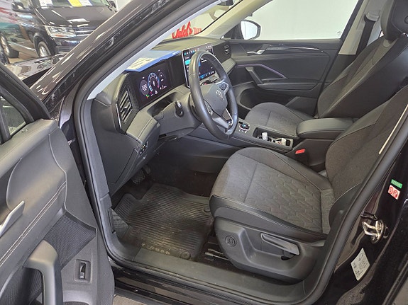 Volkswagen Tiguan 5 of 5
