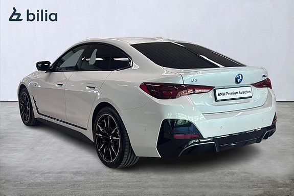 BMW i4 2 of 5