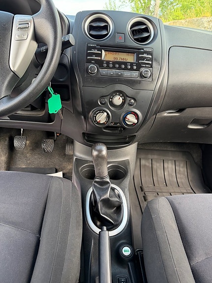 Nissan Note 13 of 16