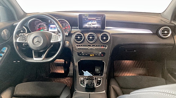 Mercedes-Benz GLC220 d 4 of 5
