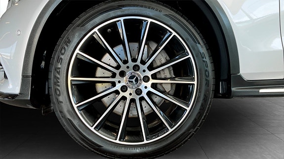 Mercedes-Benz GLC220 d 9 of 13