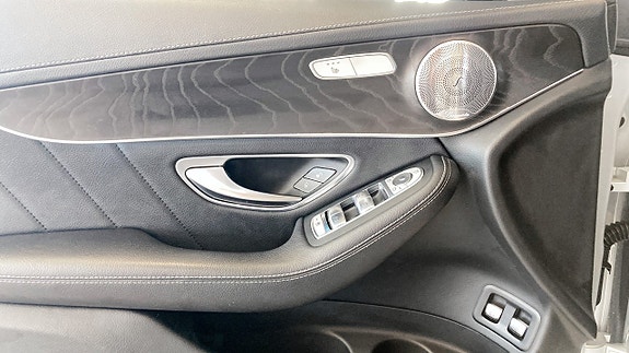 Mercedes-Benz GLC220 d 11 of 13