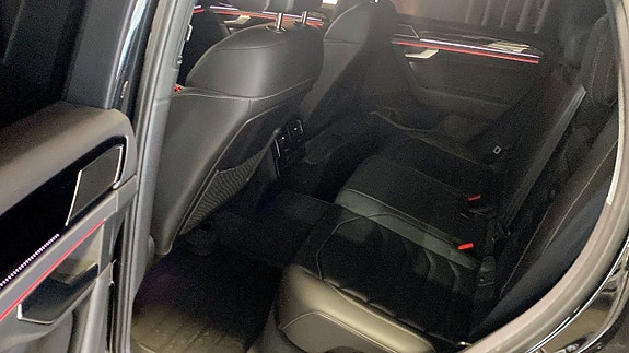 Volkswagen Touareg 11 of 13