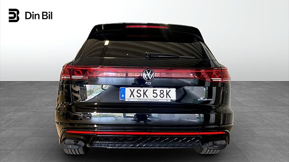 Volkswagen Touareg 5 of 5