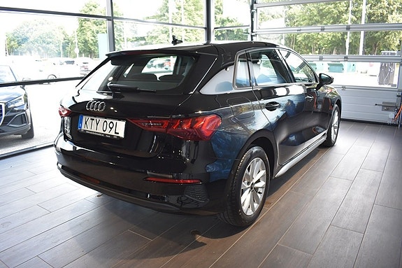 Audi A3 3 of 5