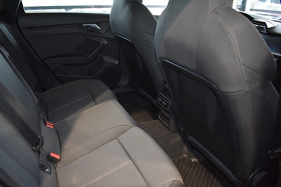 Audi A3 5 of 5