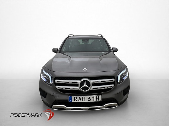 Mercedes-Benz GLB200 d 2 of 5