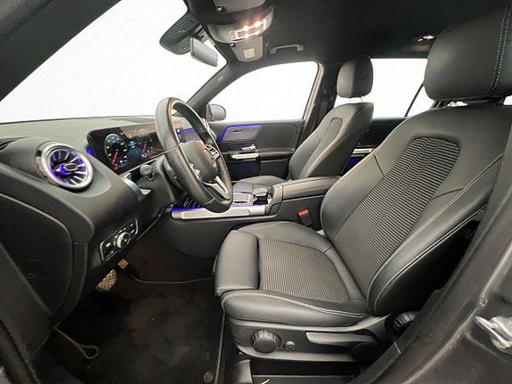 Mercedes-Benz GLB200 d 12 of 30