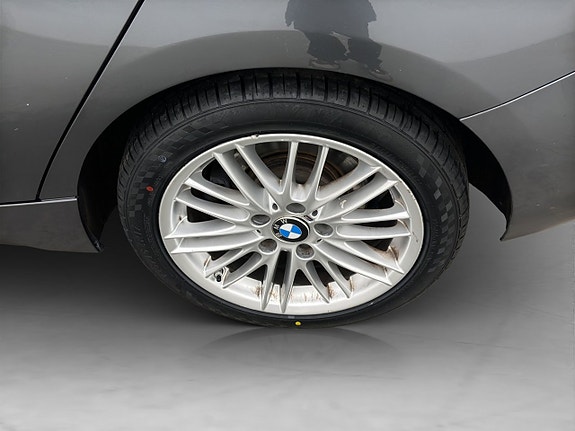 BMW 118i 28 of 28