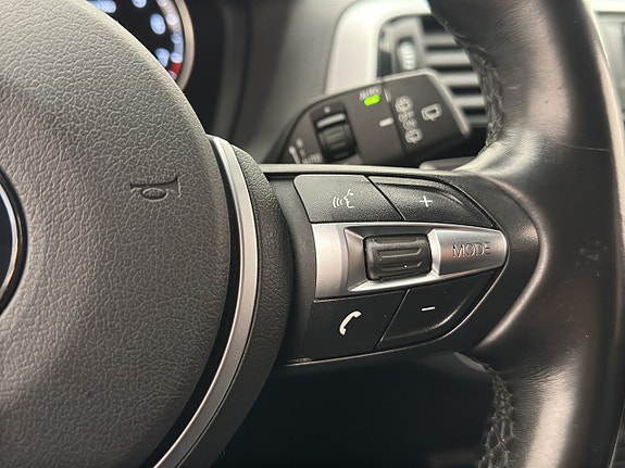 BMW 118i 13 of 28