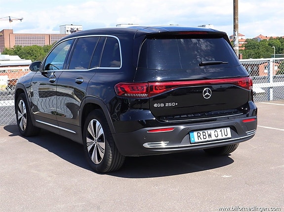 Mercedes-Benz EQB250+ 6 of 26
