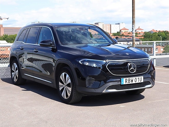 Mercedes-Benz EQB250 3 of 5