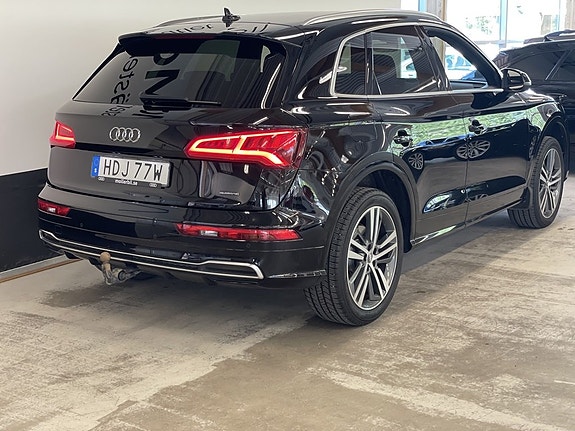 Audi Q5 7 of 23