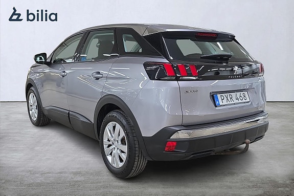 Peugeot 3008 2 of 5