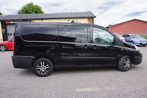 Peugeot Expert 2 of 5