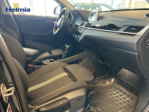 BMW X1 4 of 5