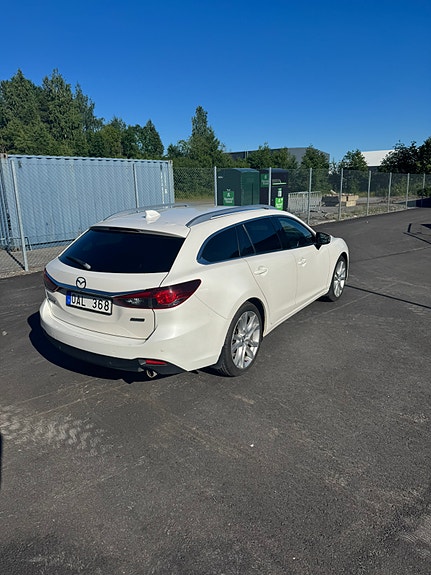 Mazda 6 5 of 5