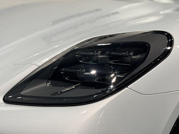 Porsche Panamera 4S 13 of 30
