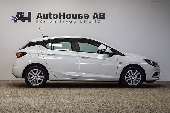 Opel Astra 3 of 5