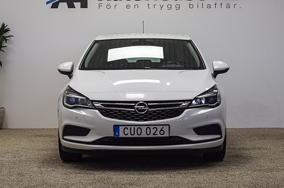 Opel Astra 4 of 5