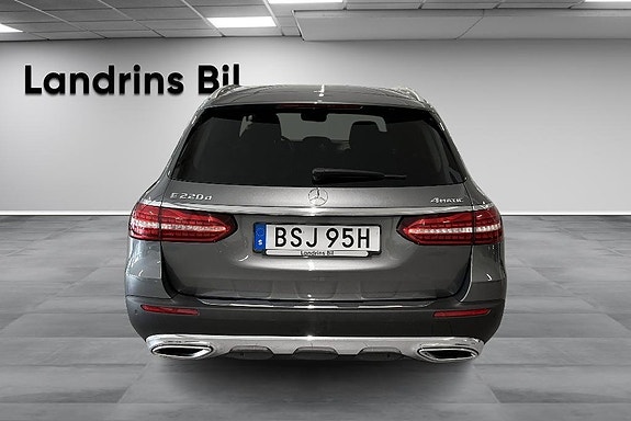 Mercedes-Benz E220 d 5 of 5