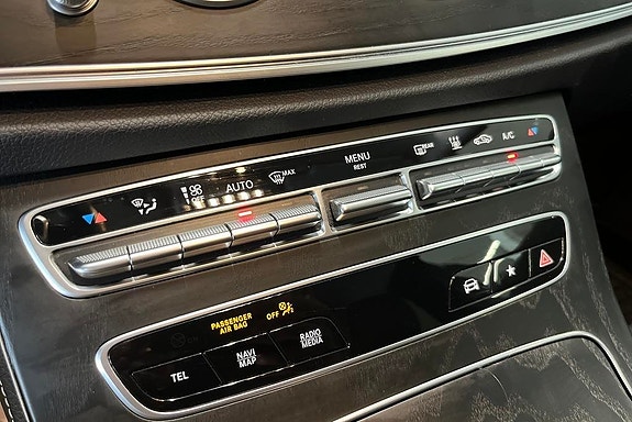 Mercedes-Benz E220 d 13 of 14