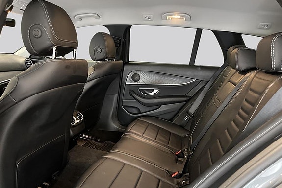 Mercedes-Benz E220 d 9 of 14