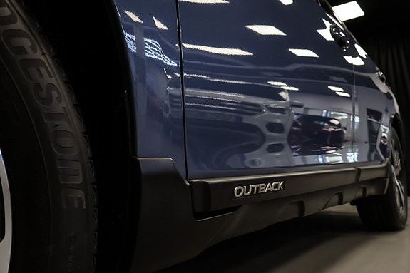 Subaru Outback 7 of 30