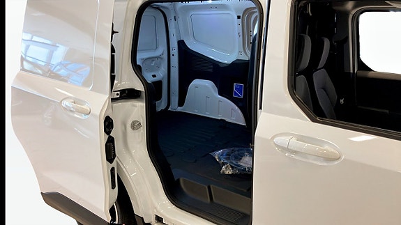 Ford E-Courier 5 of 5