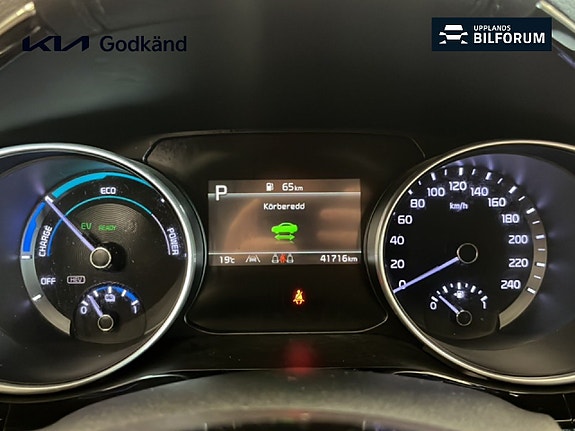 Kia Ceed 10 of 16