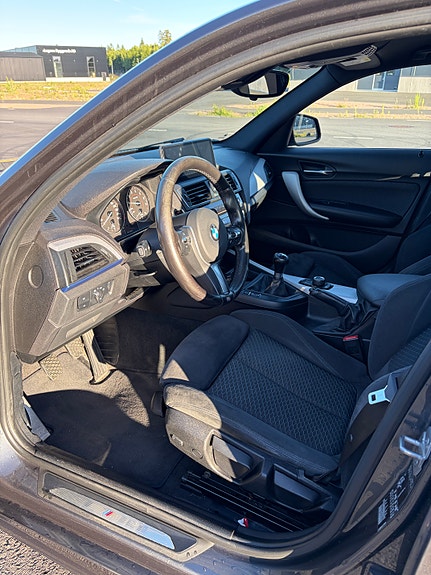 BMW 118i 5 of 5