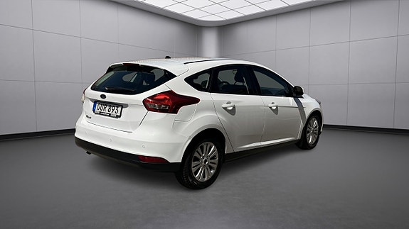 Ford Focus 5 of 21
