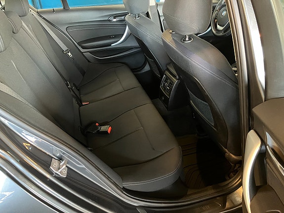 BMW 118d 17 of 19