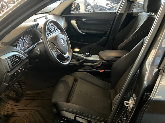 BMW 118d 14 of 19