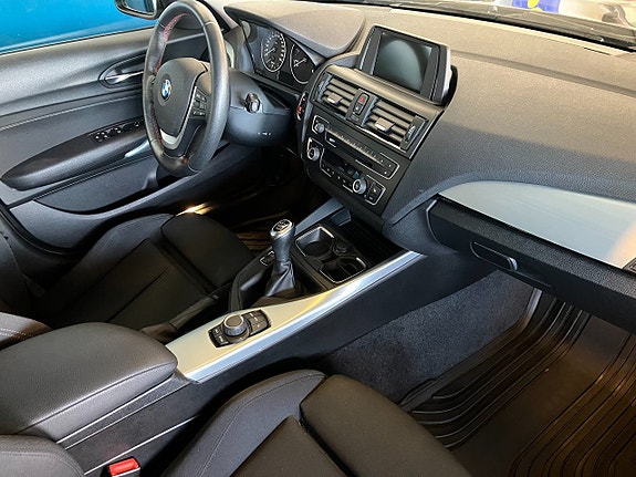 BMW 118d 11 of 19