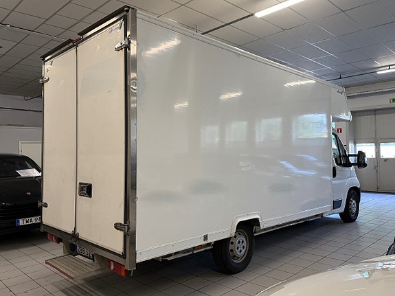 Peugeot Boxer 2 of 11