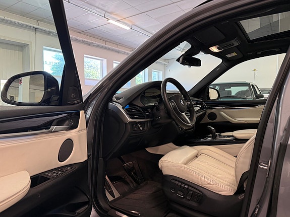 BMW X5 8 of 25