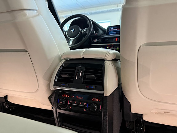 BMW X5 22 of 25