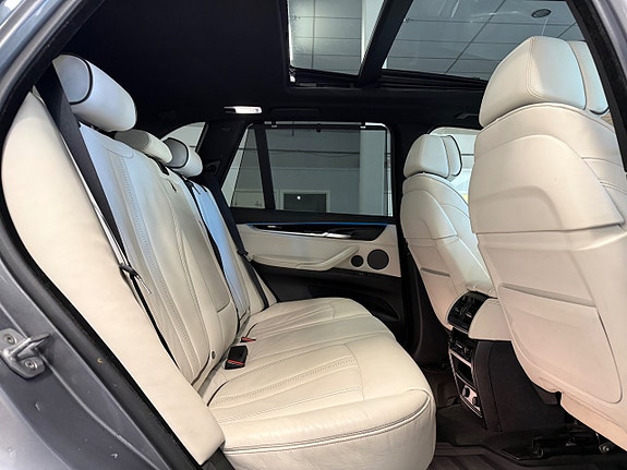 BMW X5 20 of 25