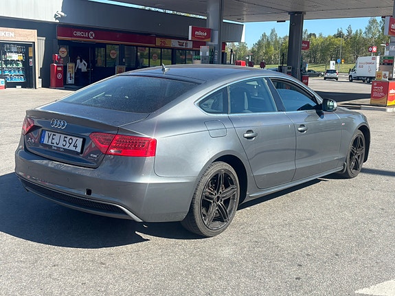 Audi A5 3 of 4