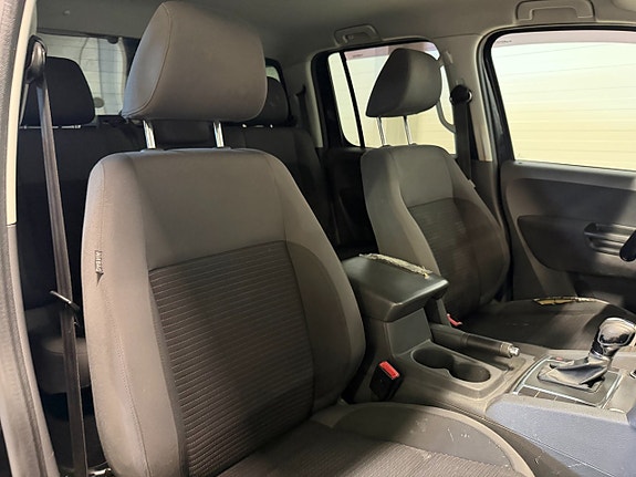 Volkswagen Amarok 13 of 20