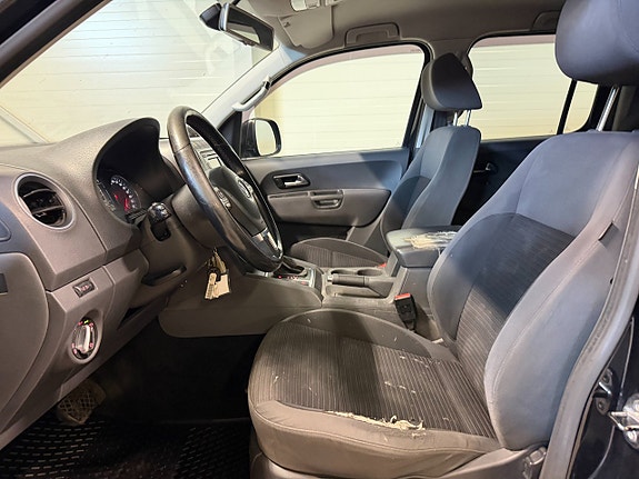 Volkswagen Amarok 15 of 20